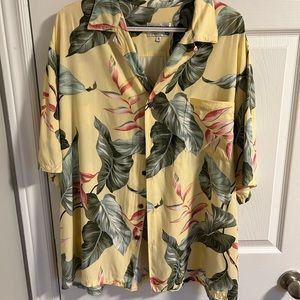 Hawaiian shirt
